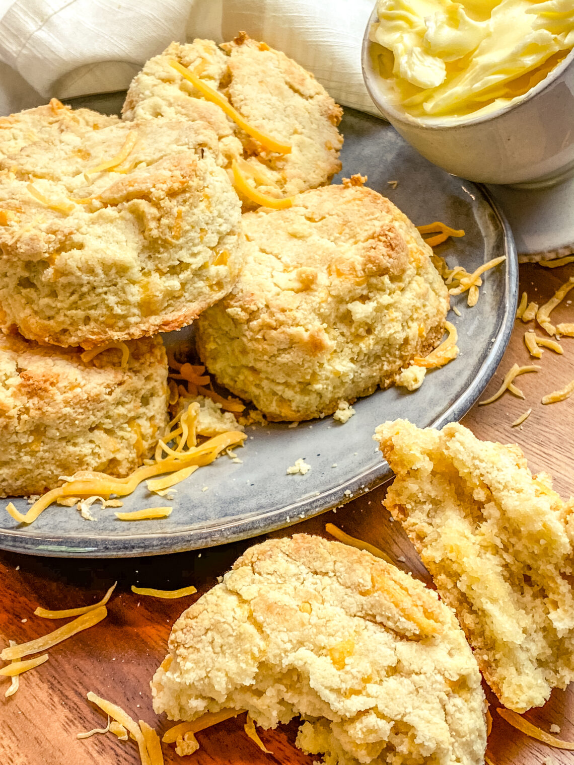 Pick 2 Red Lobster Biscuit Mixes: Cheddar Bay, Honey Butter or Rosemary  Garlic